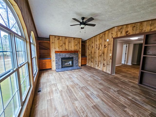 261 Field Creek Road, Ruffin, SC 29475