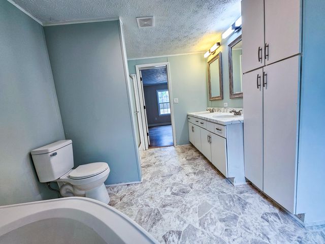 261 Field Creek Road, Ruffin, SC 29475