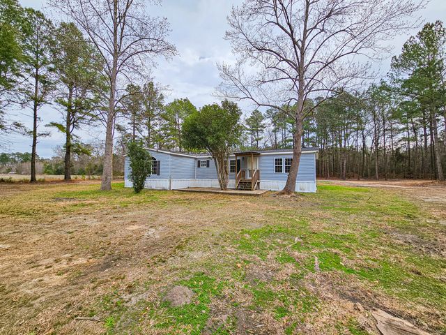 261 Field Creek Road, Ruffin, SC 29475