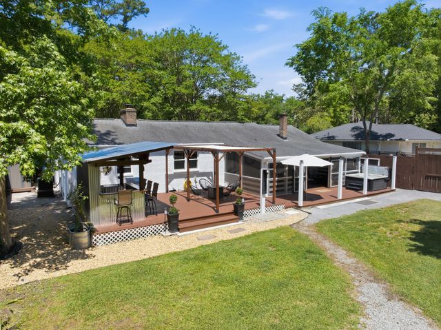 1215 Wimbee Drive, Charleston, SC 29407