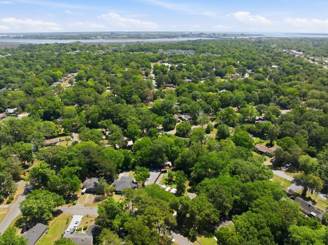 1215 Wimbee Drive, Charleston, SC 29407