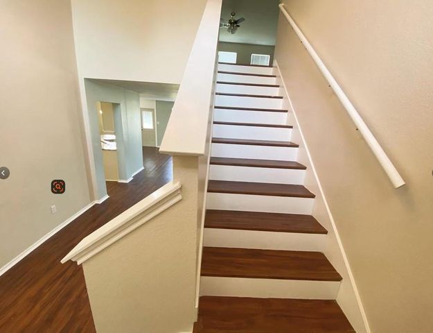 402 Blackman TRL, Hutto, TX 78634