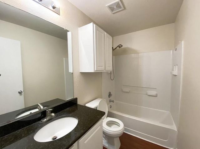 402 Blackman TRL, Hutto, TX 78634