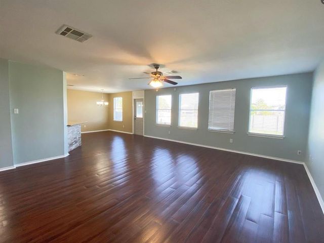 402 Blackman TRL, Hutto, TX 78634