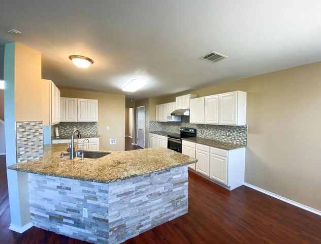 402 Blackman TRL, Hutto, TX 78634