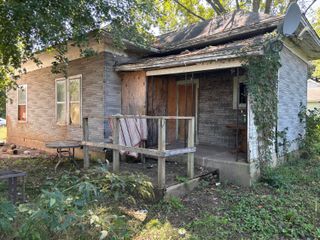 131 S 4th Street, Vinita, OK 74331