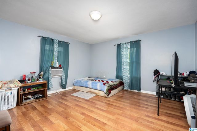 525 WOODWARD ROAD, Midfield, AL 35228