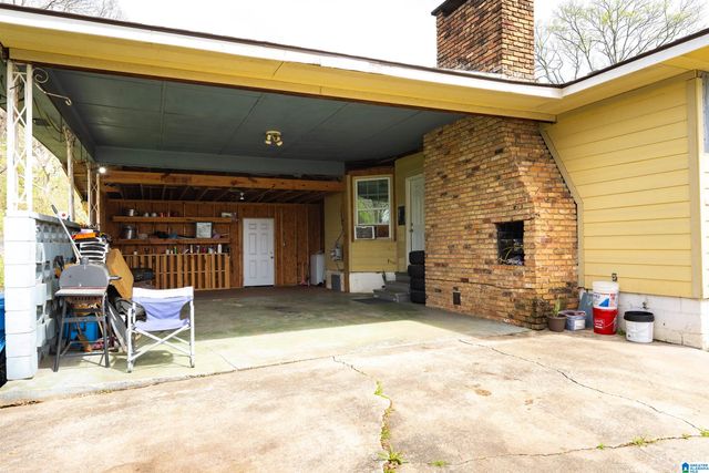 525 WOODWARD ROAD, Midfield, AL 35228