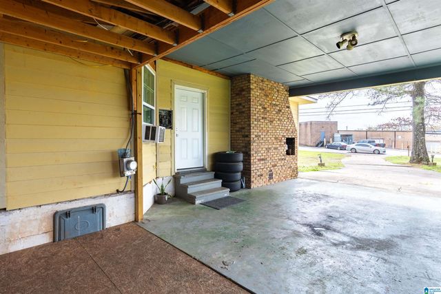 525 WOODWARD ROAD, Midfield, AL 35228