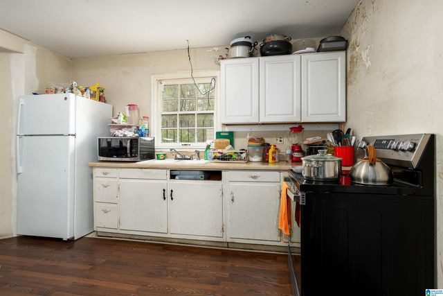 525 WOODWARD ROAD, Midfield, AL 35228