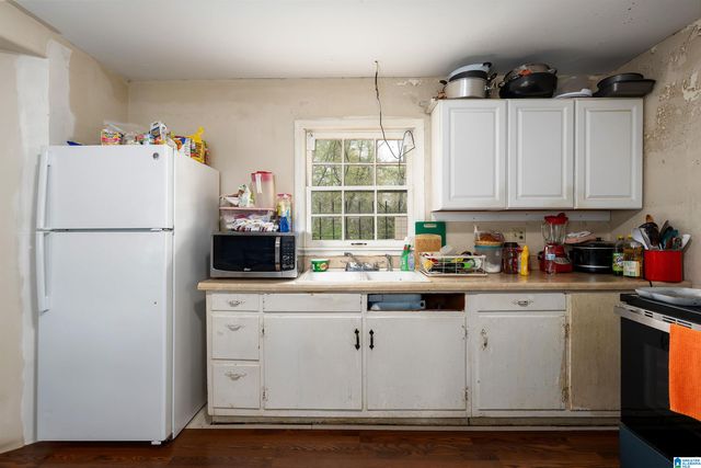 525 WOODWARD ROAD, Midfield, AL 35228