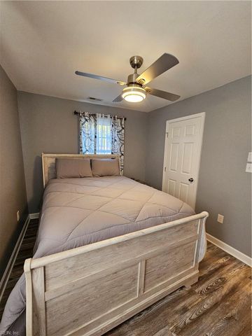 330 Shawen DR, Hampton, VA 23669