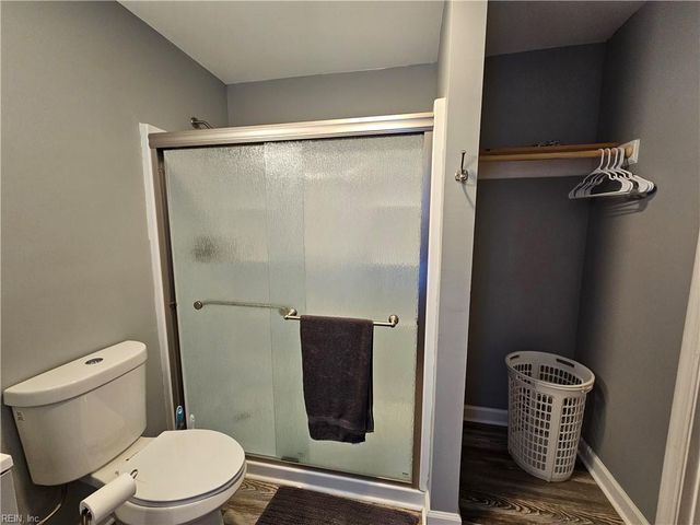 330 Shawen DR, Hampton, VA 23669