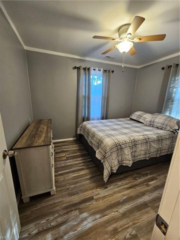 330 Shawen DR, Hampton, VA 23669