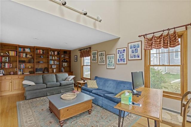 2 Easton Terrace, Middletown, RI 02842
