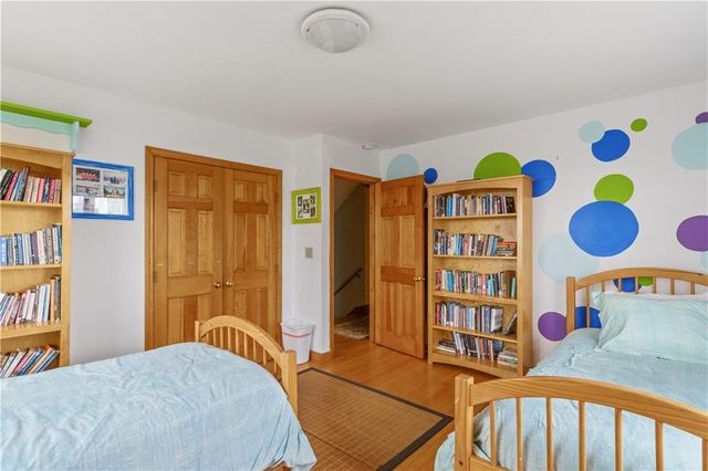 2 Easton Terrace, Middletown, RI 02842