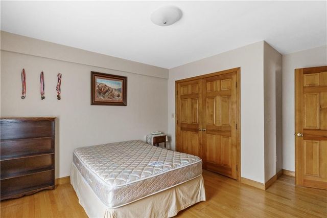 2 Easton Terrace, Middletown, RI 02842