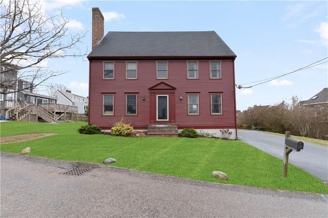 2 Easton Terrace, Middletown, RI 02842