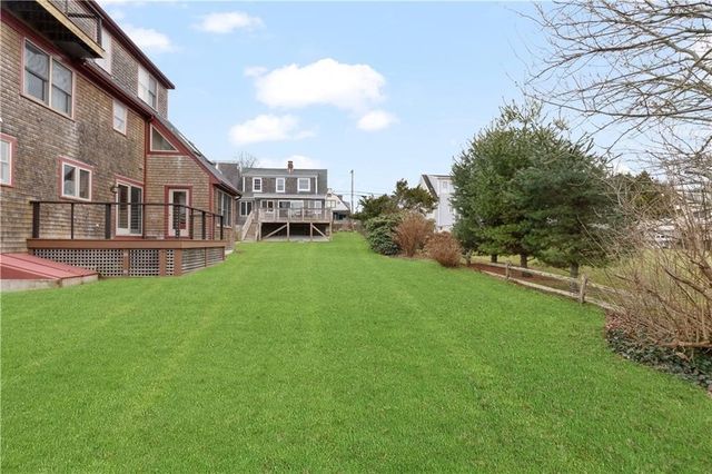 2 Easton Terrace, Middletown, RI 02842