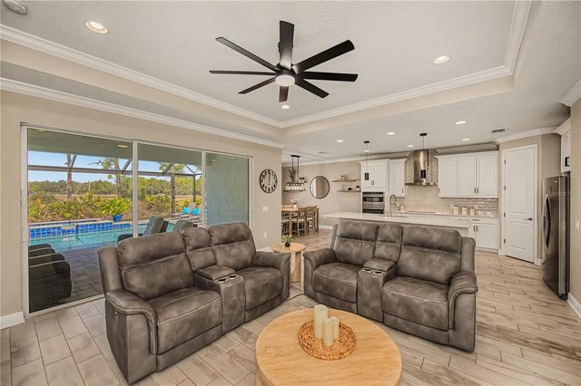 19879 BRIDGETOWN LOOP, Venice, FL 34293