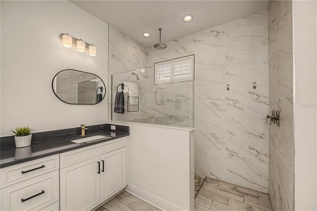 19879 BRIDGETOWN LOOP, Venice, FL 34293