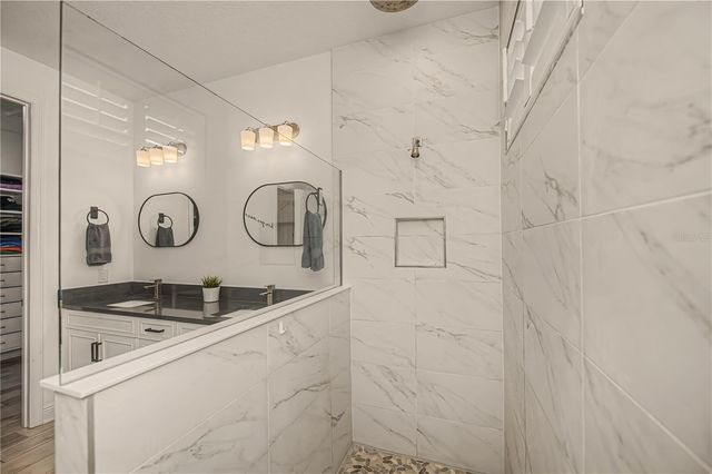 19879 BRIDGETOWN LOOP, Venice, FL 34293