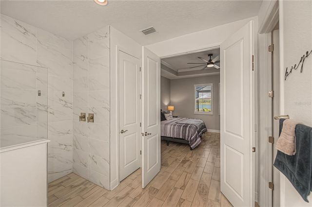 19879 BRIDGETOWN LOOP, Venice, FL 34293