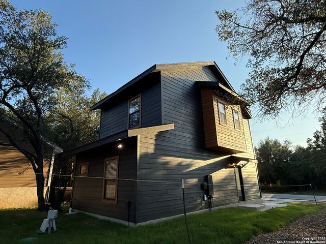 1288 Lonesome, Canyon Lake, TX 78133