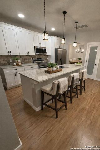 1288 Lonesome, Canyon Lake, TX 78133