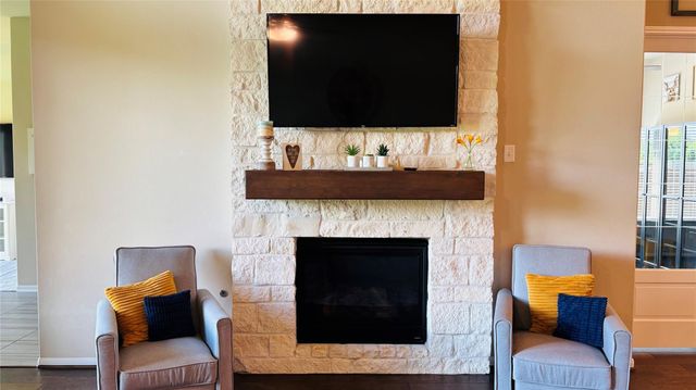 31518 Farm Country Lane, Hockley, TX 77447