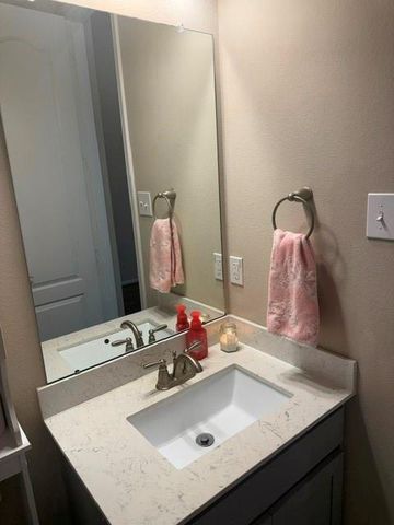 31518 Farm Country Lane, Hockley, TX 77447