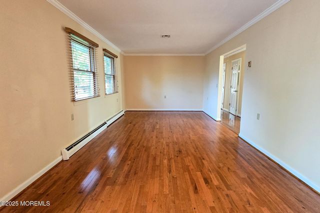 593 Jamaica Boulevard, Toms River, NJ 08757