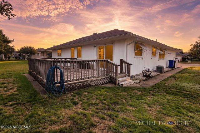 593 Jamaica Boulevard, Toms River, NJ 08757