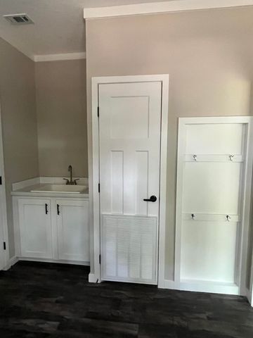8725 Cottageville Highway, Cottageville, SC 29435