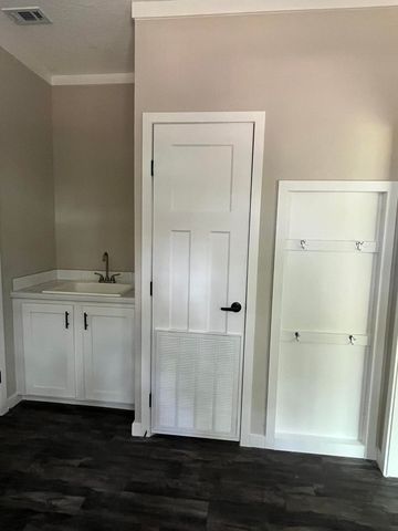 8725 Cottageville Highway, Cottageville, SC 29435