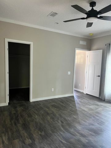 8725 Cottageville Highway, Cottageville, SC 29435