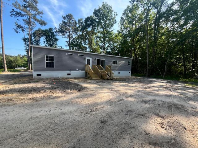 8725 Cottageville Highway, Cottageville, SC 29435
