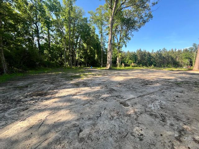 8725 Cottageville Highway, Cottageville, SC 29435