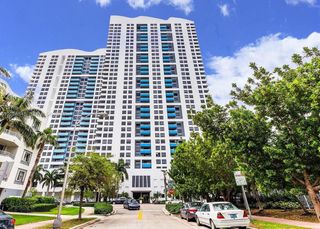1330 West Ave 2105, Miami Beach, FL 33139