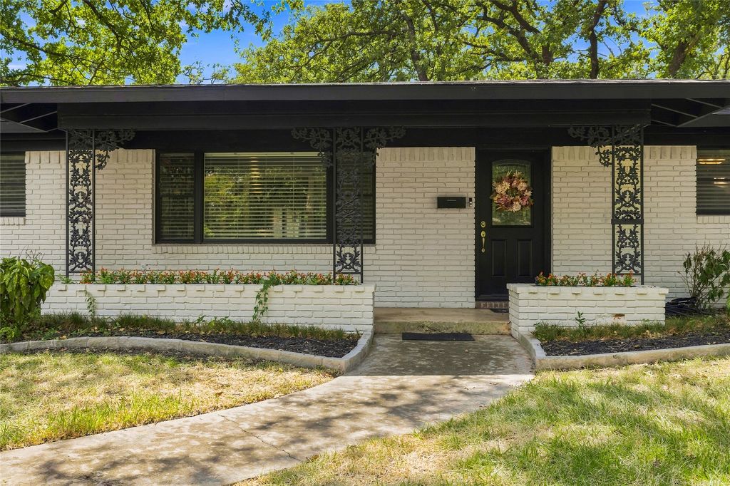 1500 W Lavender Lane, Arlington, TX 76013 — photo 2