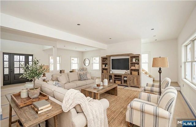 14 Sterling Drive, Sussex, NJ 07461