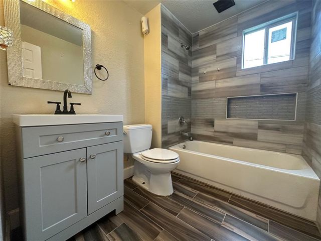 3335 Lafferty Road A, Pasadena, TX 77504