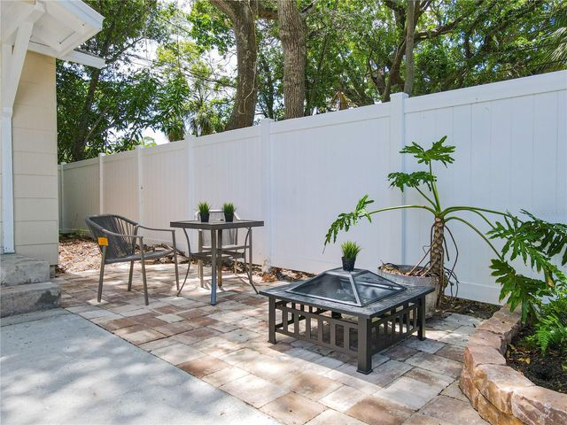609 N OSCEOLA AVENUE A & B, Clearwater, FL 33755