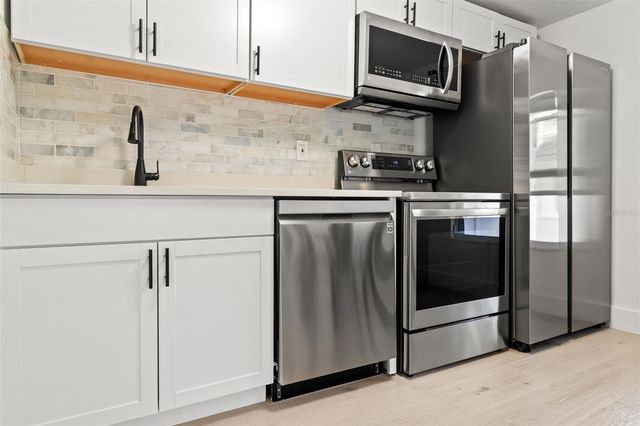 609 N OSCEOLA AVENUE A & B, Clearwater, FL 33755
