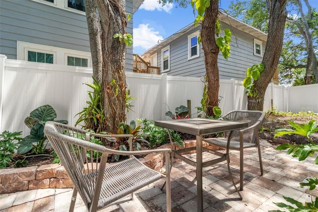 609 N OSCEOLA AVENUE A & B, Clearwater, FL 33755