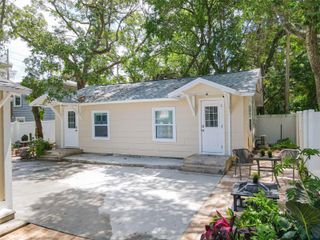 609 N OSCEOLA AVENUE A & B, Clearwater, FL 33755