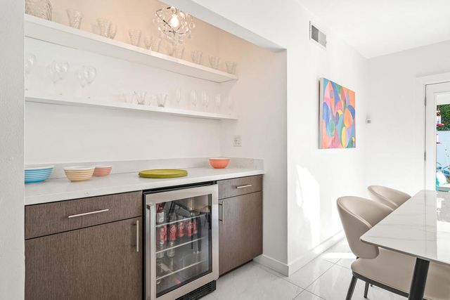 1175 E San Lucas Road, Palm Springs, CA 92264