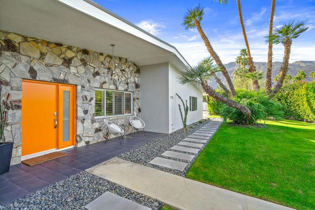 1175 E San Lucas Road, Palm Springs, CA 92264