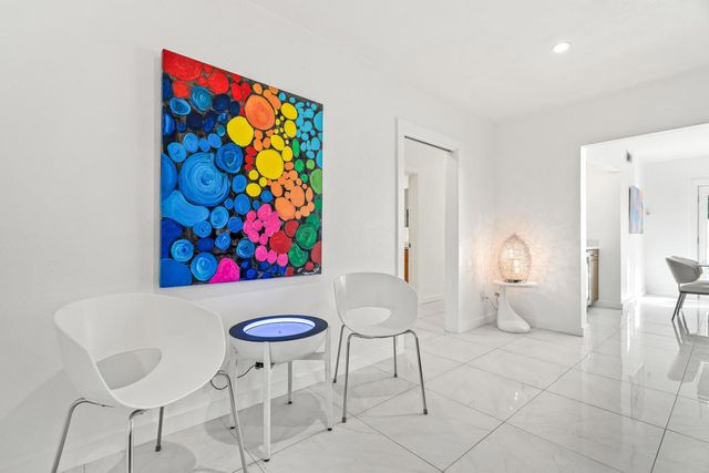 1175 E San Lucas Road, Palm Springs, CA 92264