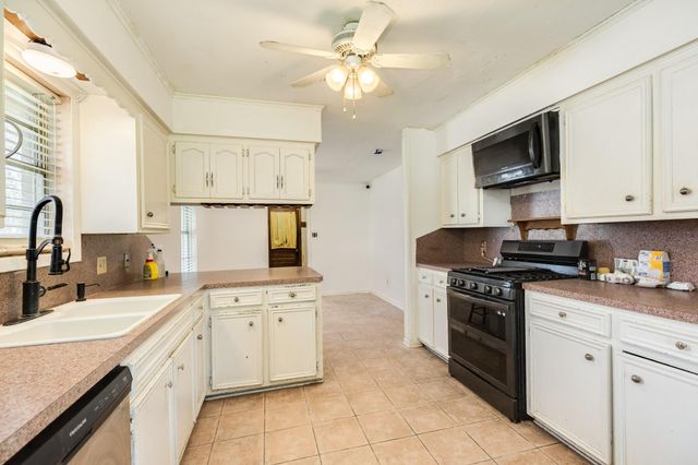3413 Glen Haven Drive, Bay City, TX 77414